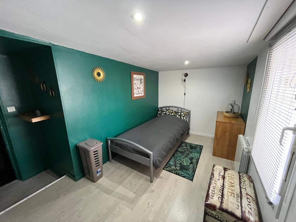 Chambres D'Hotes A La Forge Du Coglais La Selle-en-Cogles Eksteriør bilde