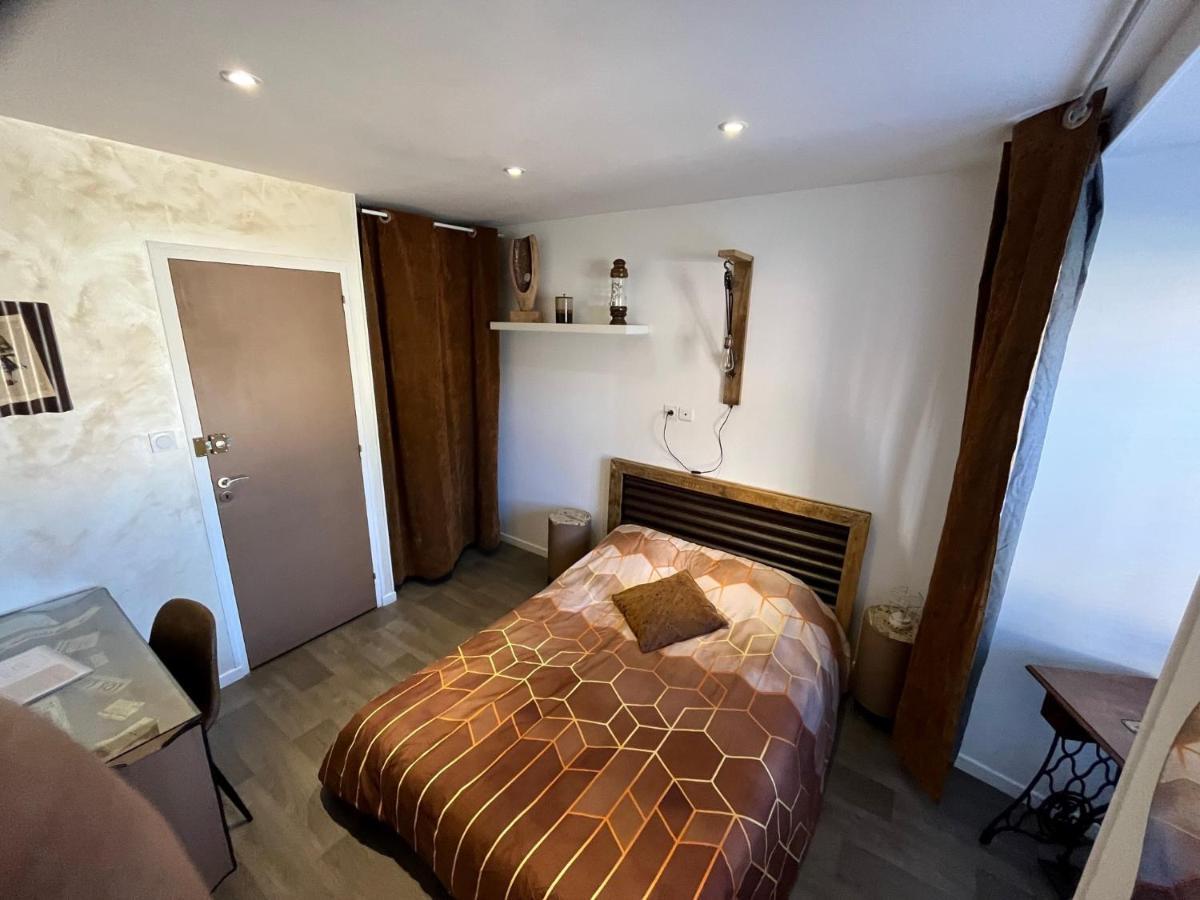 Chambres D'Hotes A La Forge Du Coglais La Selle-en-Cogles Eksteriør bilde