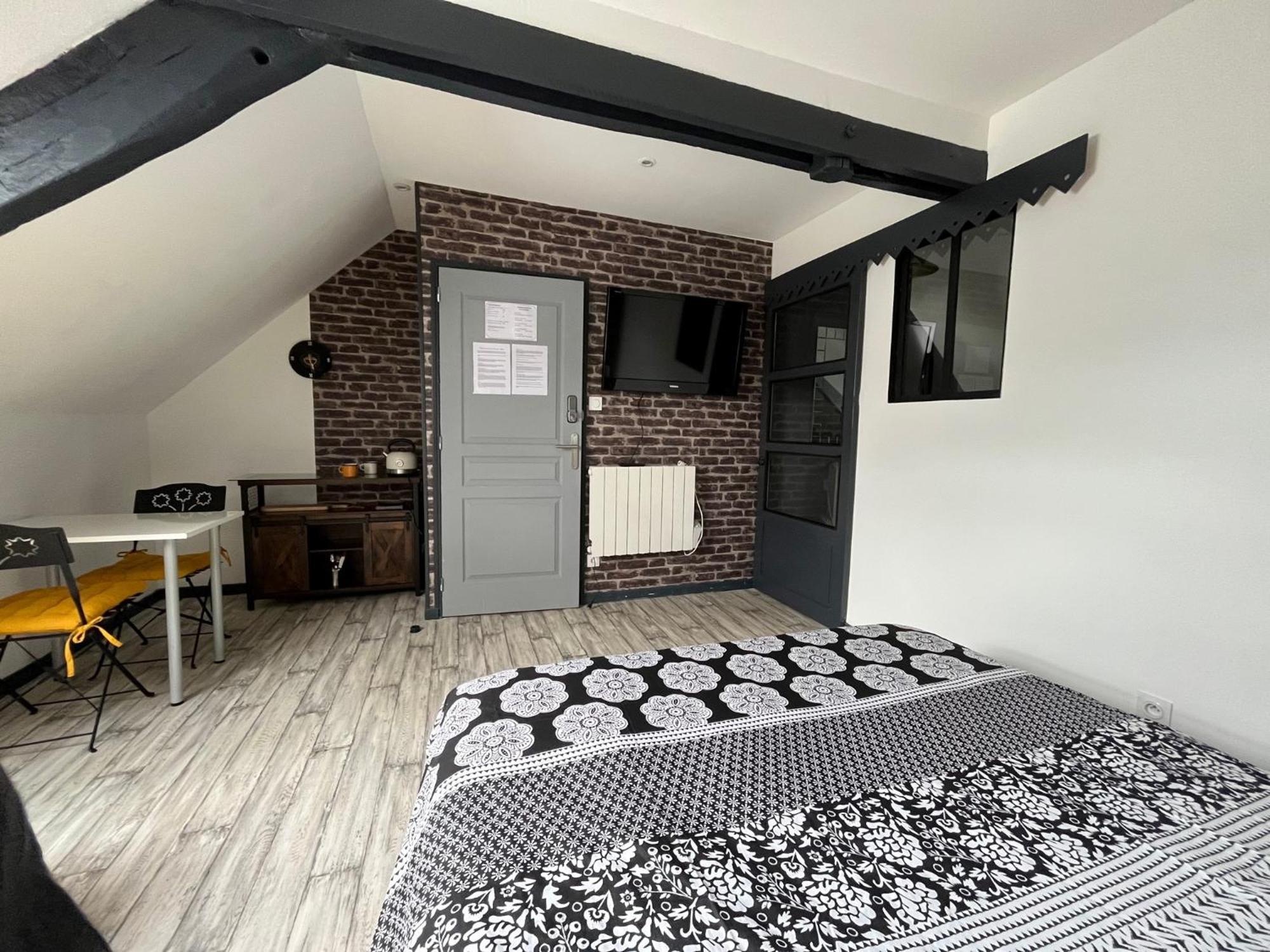 Chambres D'Hotes A La Forge Du Coglais La Selle-en-Cogles Eksteriør bilde
